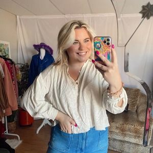 Free People  V-Neck Long Sleeve Cropped Top Beige Size XS